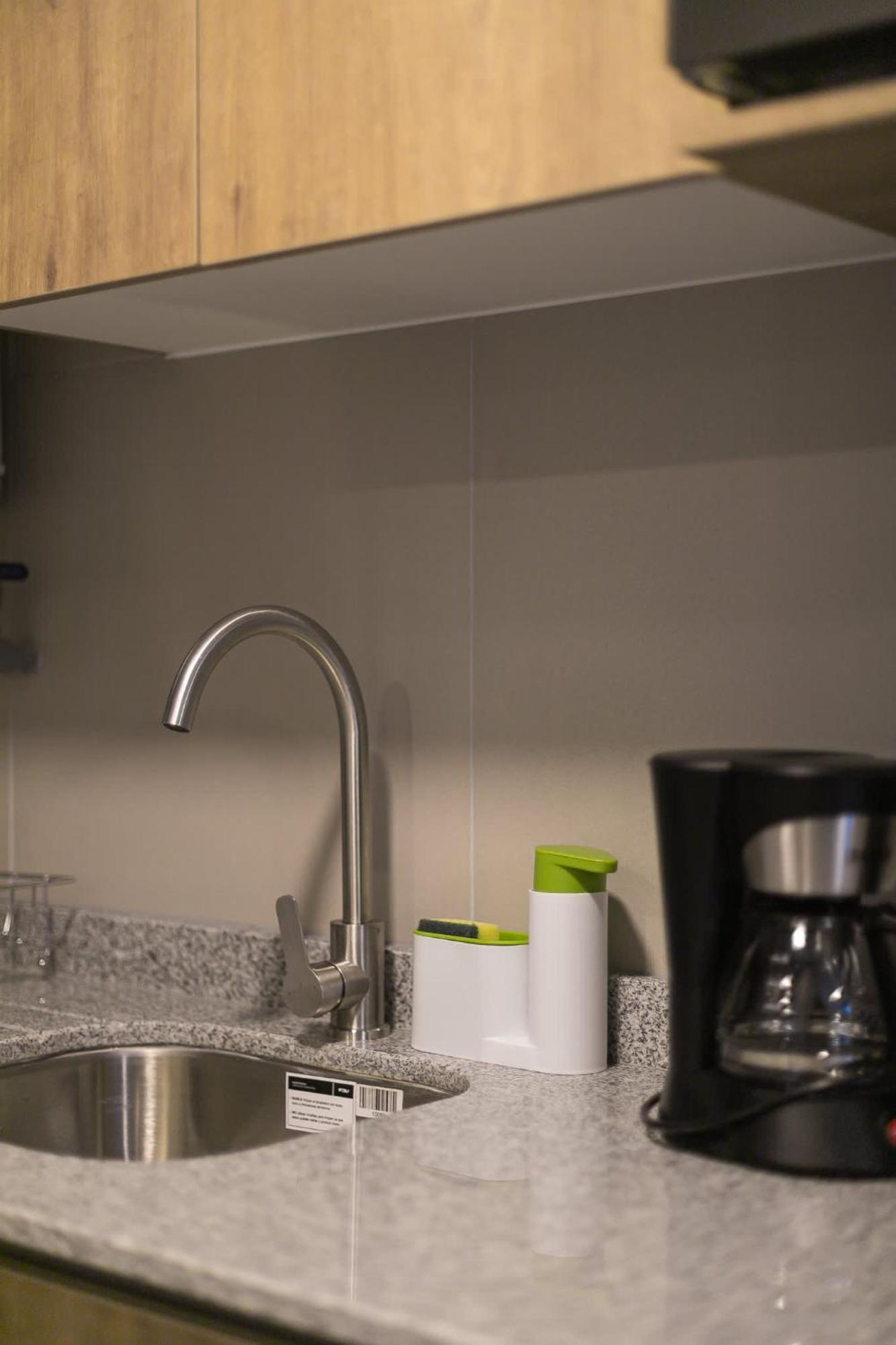 Experience The In Modern Apartamento
